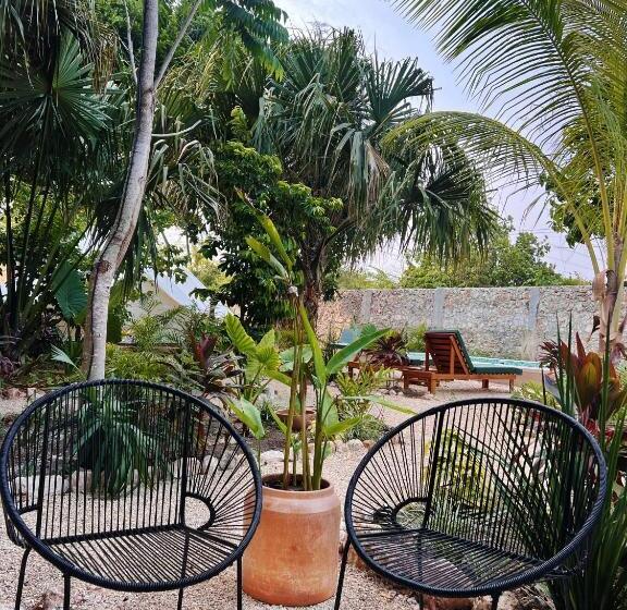 Отель Shamalay Nomad Experience