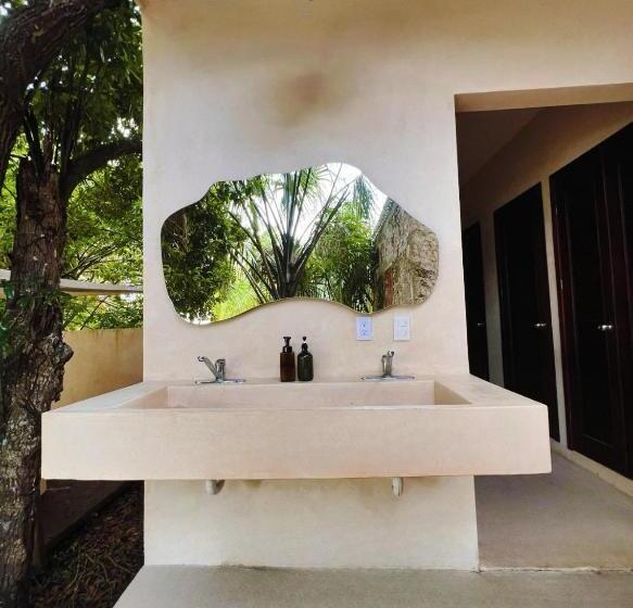 Отель Shamalay Nomad Experience