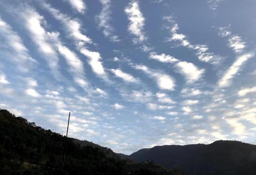 فندق Silk Route Lingtam Resort