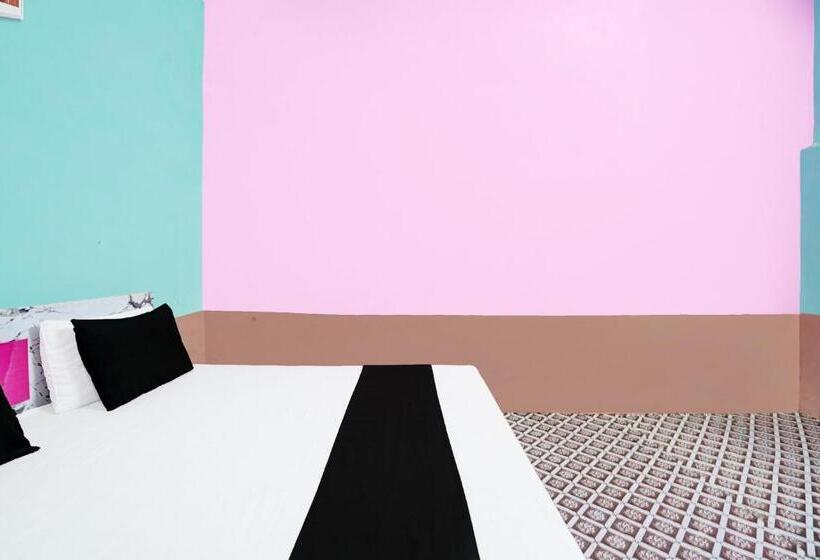 ホテル Spot On Sky Blue