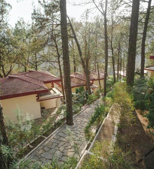 فندق Tapovan Resorts