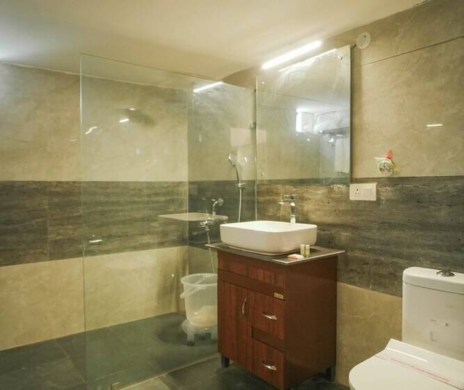 فندق Tapovan Resorts