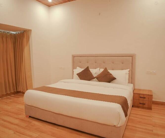 فندق Tapovan Resorts