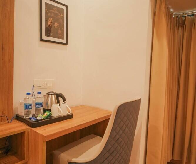 فندق Tapovan Resorts