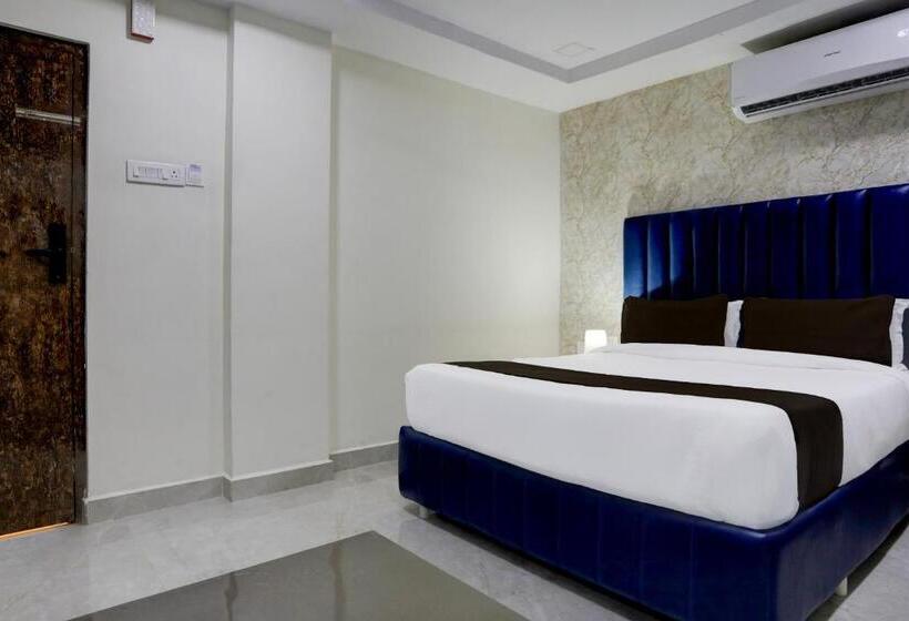 فندق Super Townhouse Khammam Formerly Bluemoon