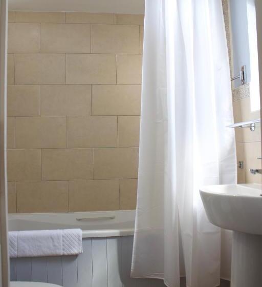 בית מלון כפרי Durdle Door