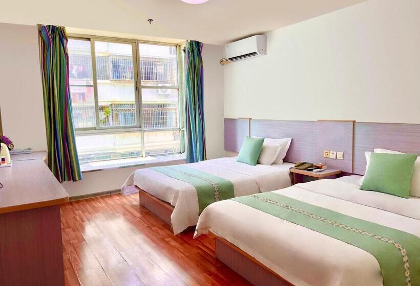 M Hotel Xiamen Haicang Maqing Road Metro Station