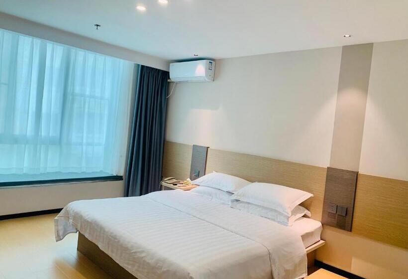 M Hotel Xiamen Haicang Maqing Road Metro Station