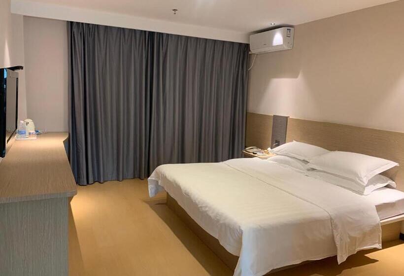 M Hotel Xiamen Haicang Maqing Road Metro Station