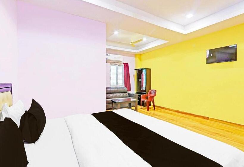 Super Hotel O Nandhi Inn