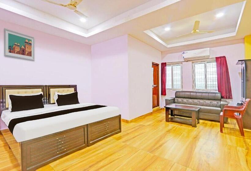 Super Hotel O Nandhi Inn