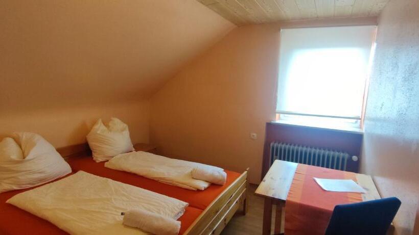 膳宿费 Alb Rooms, Zimmer Auf Der Schwäbischen Alb