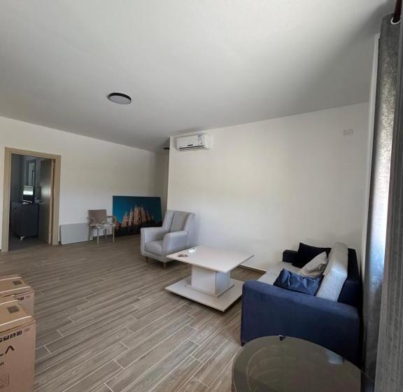 بنسيون Ama Rooftop Apartments