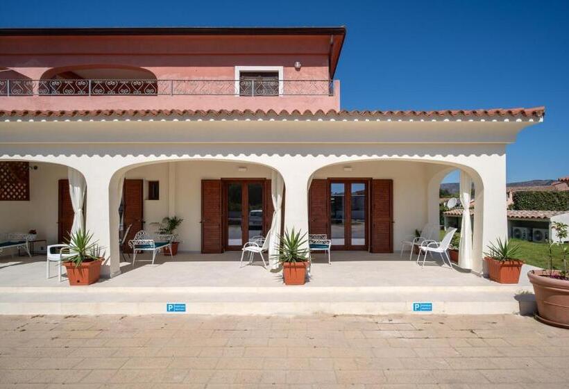 بنسيون Ambra Holiday Rooms   La Cinta