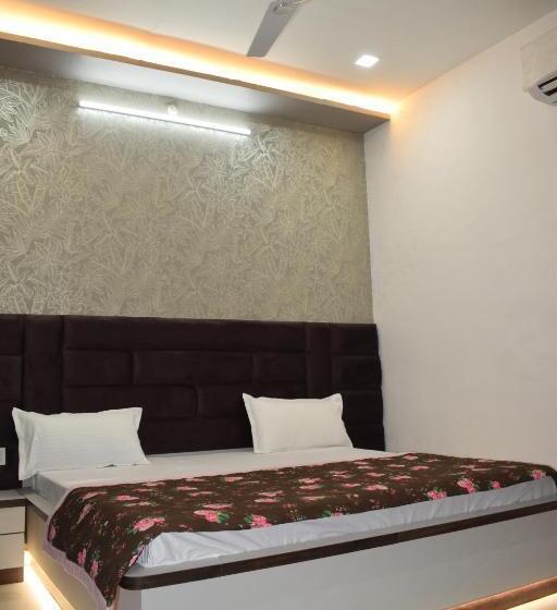 ペンション Brij Maya Dham