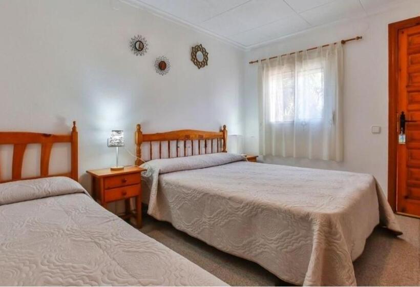 ペンション Ca L Ona Antiguo Can Leon