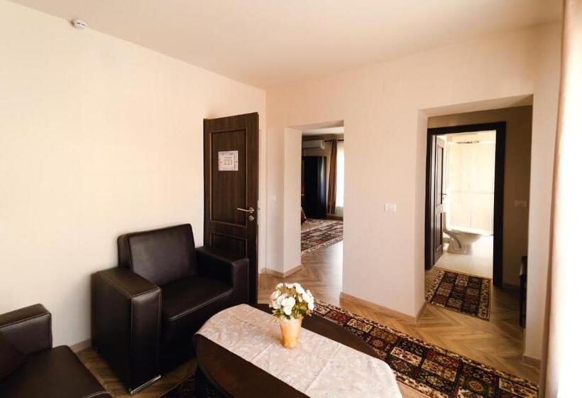 פנסיון Casa Pia