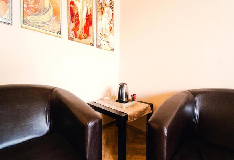 פנסיון Casa Pia