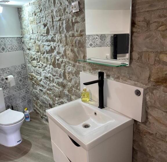 膳宿费 Chez Le Colonel Pool House