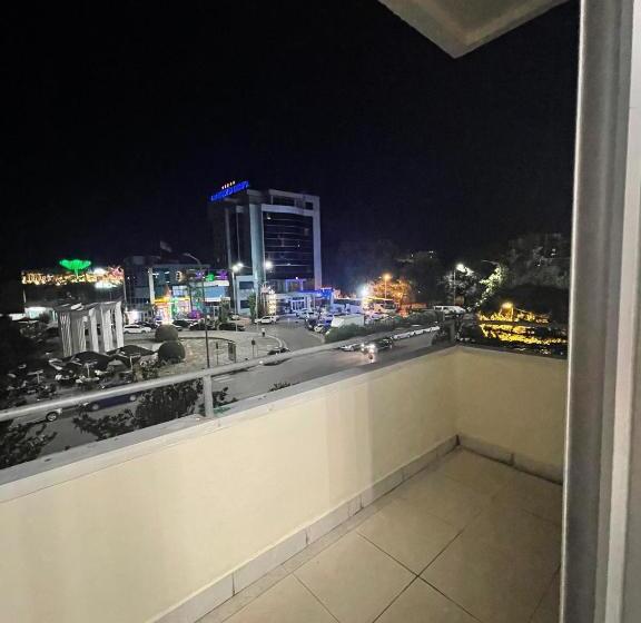 פנסיון City Center