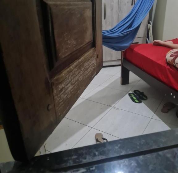 Пансион Delta Confot Hostel