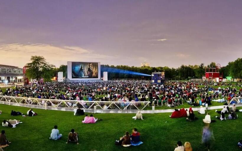 بنسيون Duplex Pantin