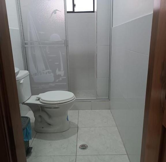 بنسيون Habitación En Casa De Campo