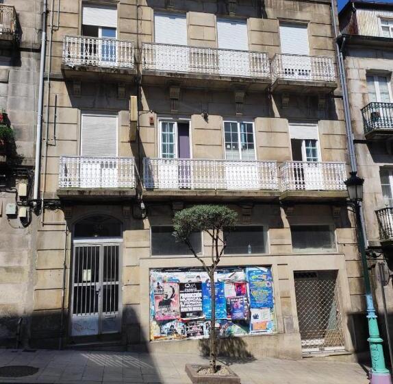 ペンション Hostal Airiños De Vigo