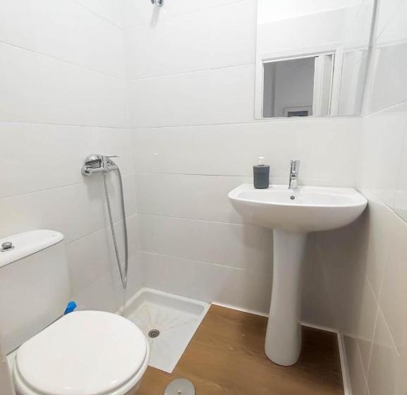 ペンション Hostal Airiños De Vigo