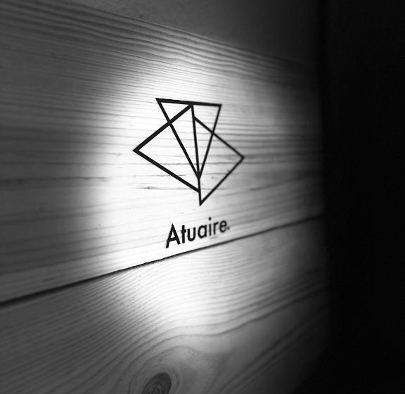 پانسیون Hostal Atuaire Home