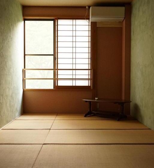 Pensionat 清津峡hostel 雪ふる宿