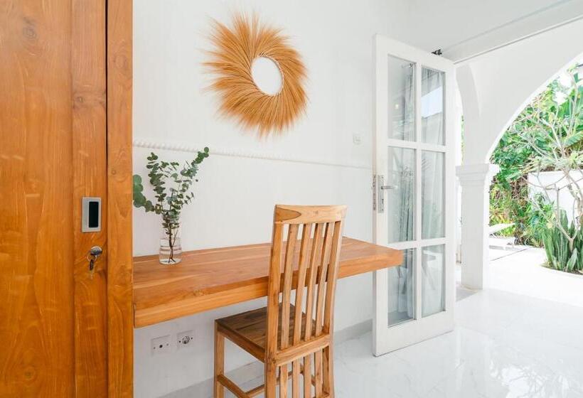 פנסיון Jero D Kawan House