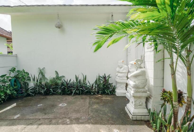 פנסיון Jero D Kawan House