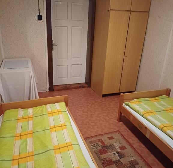 פנסיון Prázova Bouda