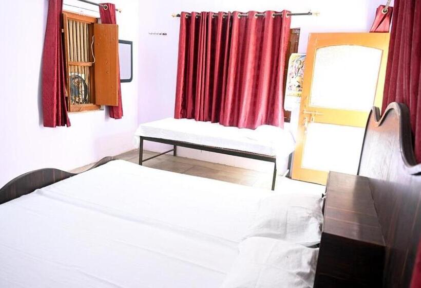 펜션 Sandhya Guest House