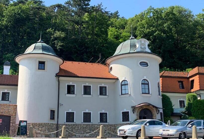 بنسيون Zámeček 11 Starý Jičín