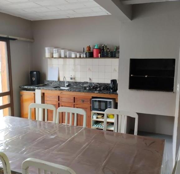 Picco Da Ilha Hostel