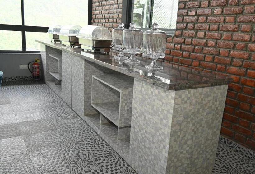 Prashanti Farms & Resort