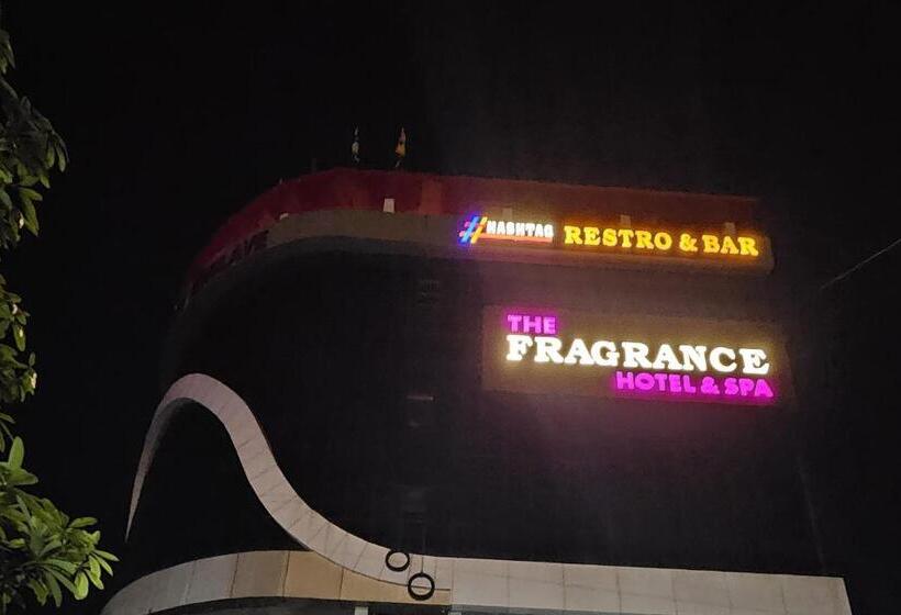 호텔 Townhouse Shobhagpura Formerly Fragrance