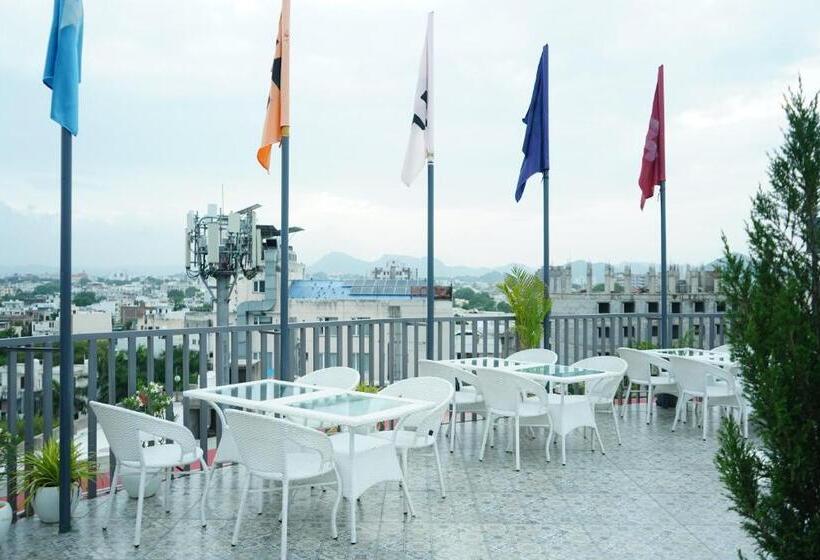 호텔 Townhouse Shobhagpura Formerly Fragrance