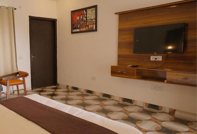 The Kiaan Corbett Resort