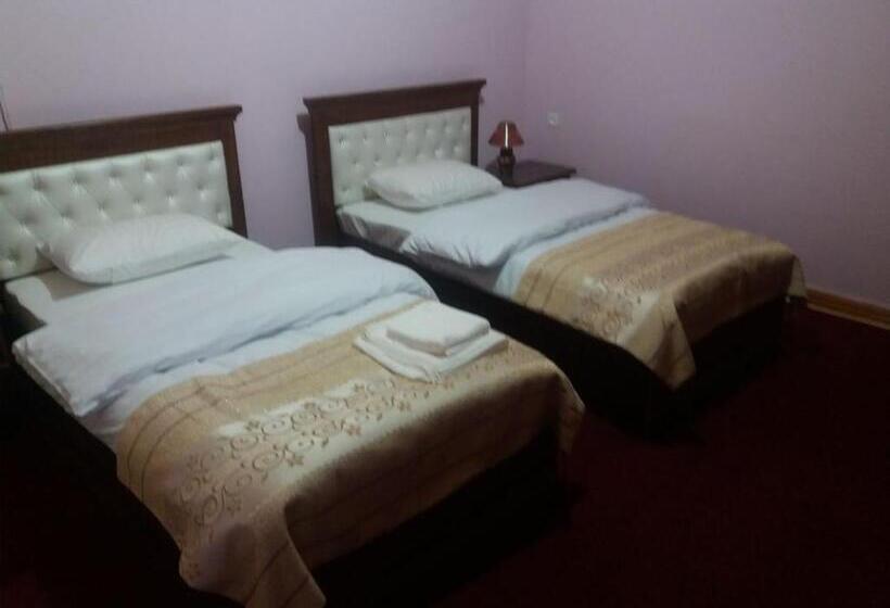 Retkeilymaja гостевой дом Barakat