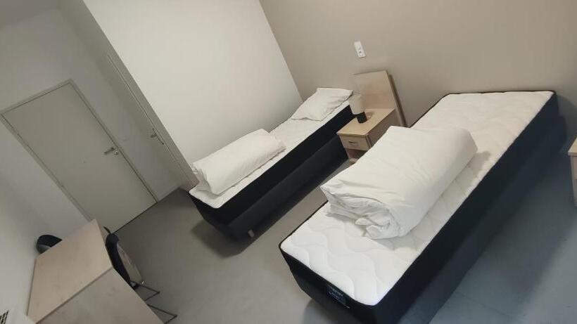 مبيت وإفطار La Villa Meslay