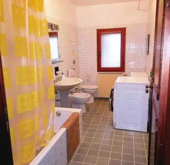 مبيت وإفطار Montebello Arte E Natura