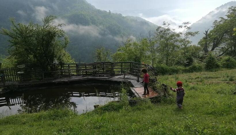 مبيت وإفطار Montebello Arte E Natura