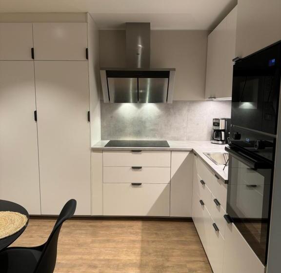 צימר Rest And Stay