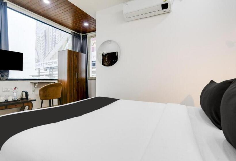 Отель Super Collection O De Alphabet