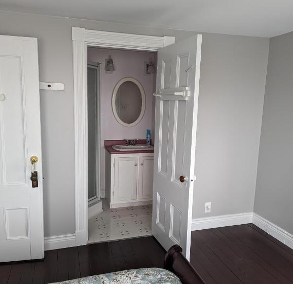 East Ferry Bed And Breakfast