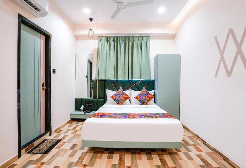 Fabhotel Luxurious Inn Nr Galaxy Circle