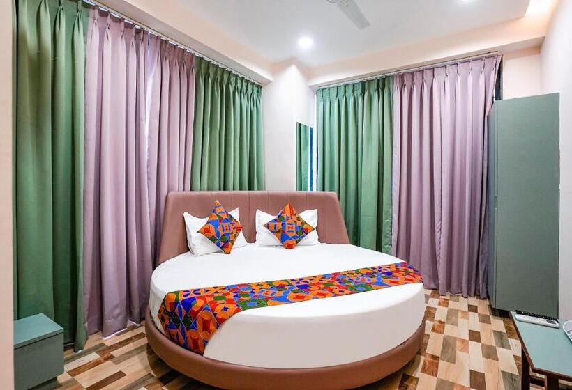 Fabhotel Luxurious Inn Nr Galaxy Circle